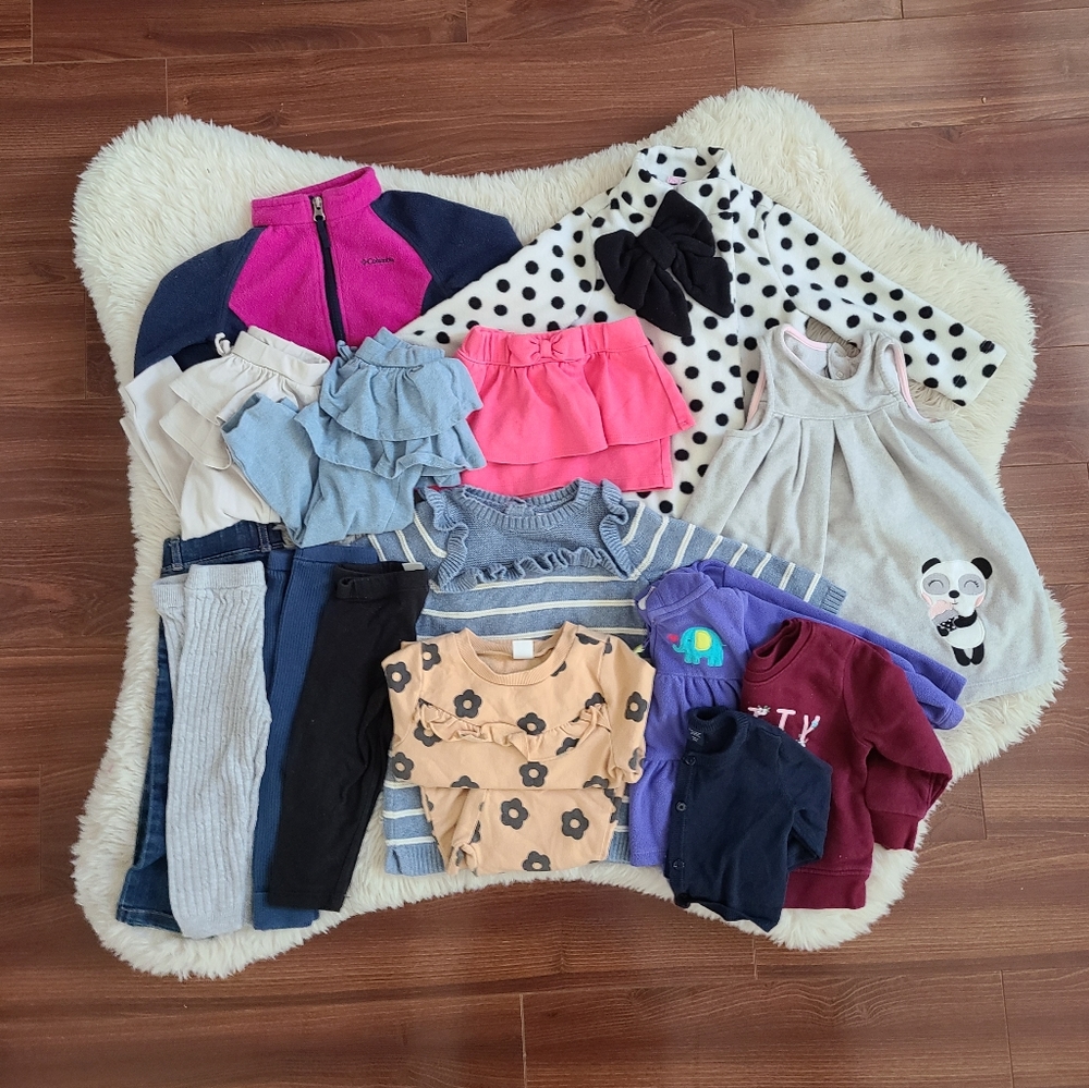 Bundle of Winter clothes for toddler girl 18 months. Super cute pieces! 😍